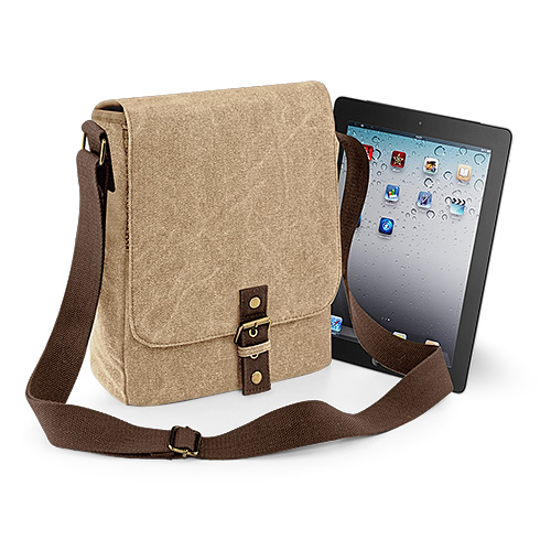 QD624 Vintage Canvas iPad/ Tablet Reporter
